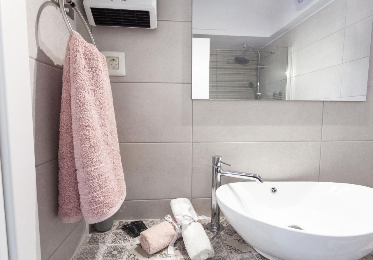 Apartmán Fedias Luxury Flat Psyrri Square Atény Exteriér fotografie